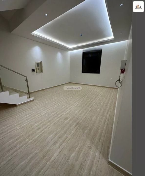 Villa 237.33 SQM Facing North with 5 Bedrooms Dhahrat Laban, West Riyadh, Riyadh