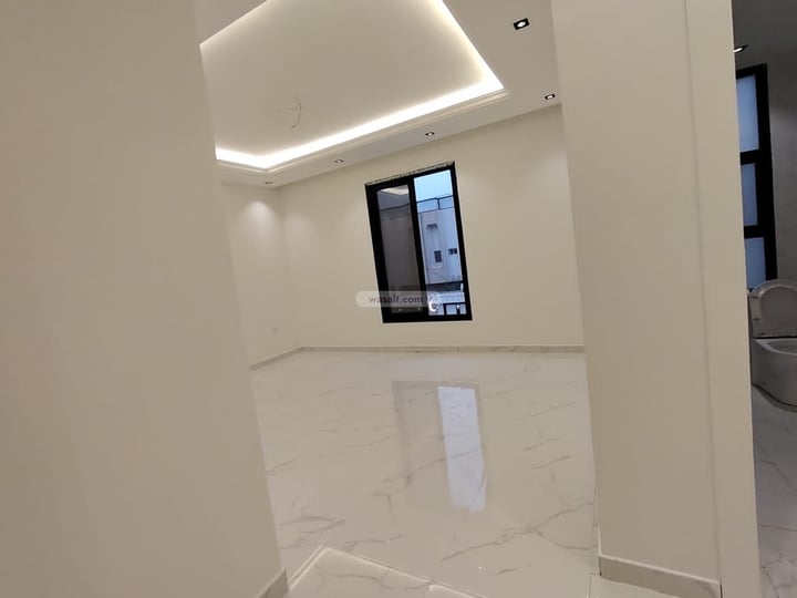 فيلا 342.58 متر مربع شمالية على شارع 18م الخالدية، وسط الرياض، الرياض