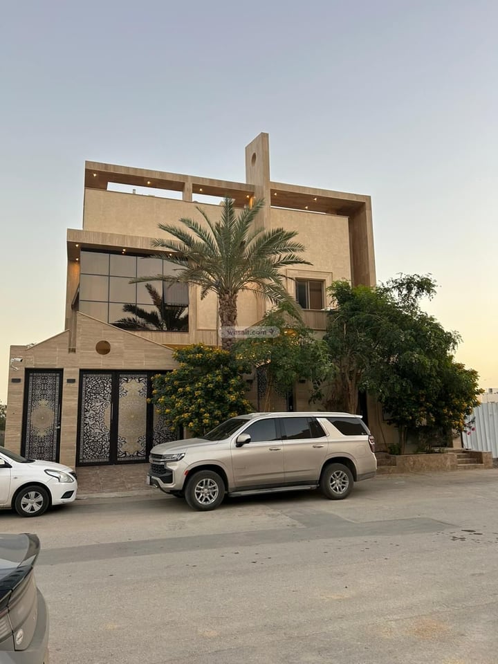 فيلا 450 متر مربع شمالية على شارع 15م القيروان، شمال الرياض، الرياض