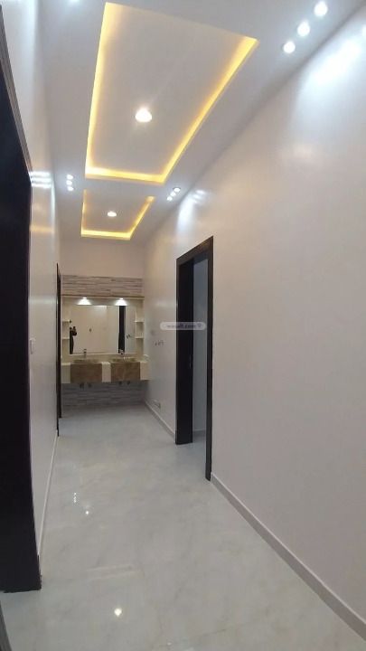 Floor 337 SQM with 5 Bedrooms Al Dar Al Baida, South Riyadh, Riyadh