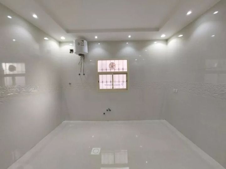 Floor 312 SQM with 5 Bedrooms Al Dar Al Baida, South Riyadh, Riyadh