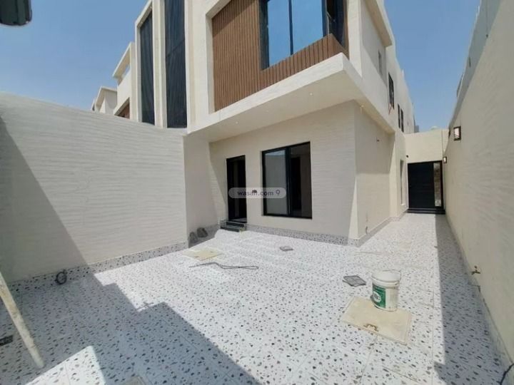 Floor 300 SQM with 5 Bedrooms Taybah, South Riyadh, Riyadh