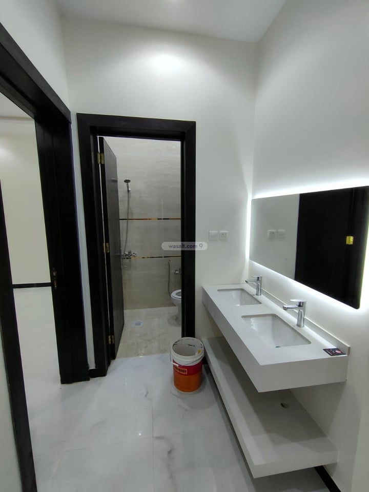 Floor 171.94 SQM with 4 Bedrooms Al Bayan, East Riyadh, Riyadh