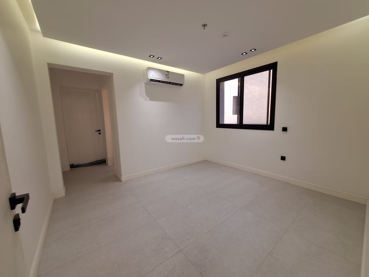 Apartment 128 SQM with 4 Bedrooms Al Munisiyah, East Riyadh, Riyadh