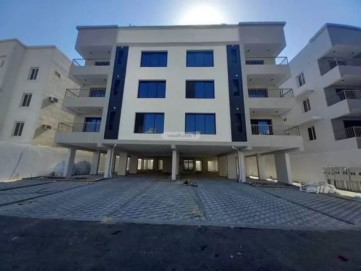 Apartment 166 SQM with 6 Bedrooms An Nur, Dammam