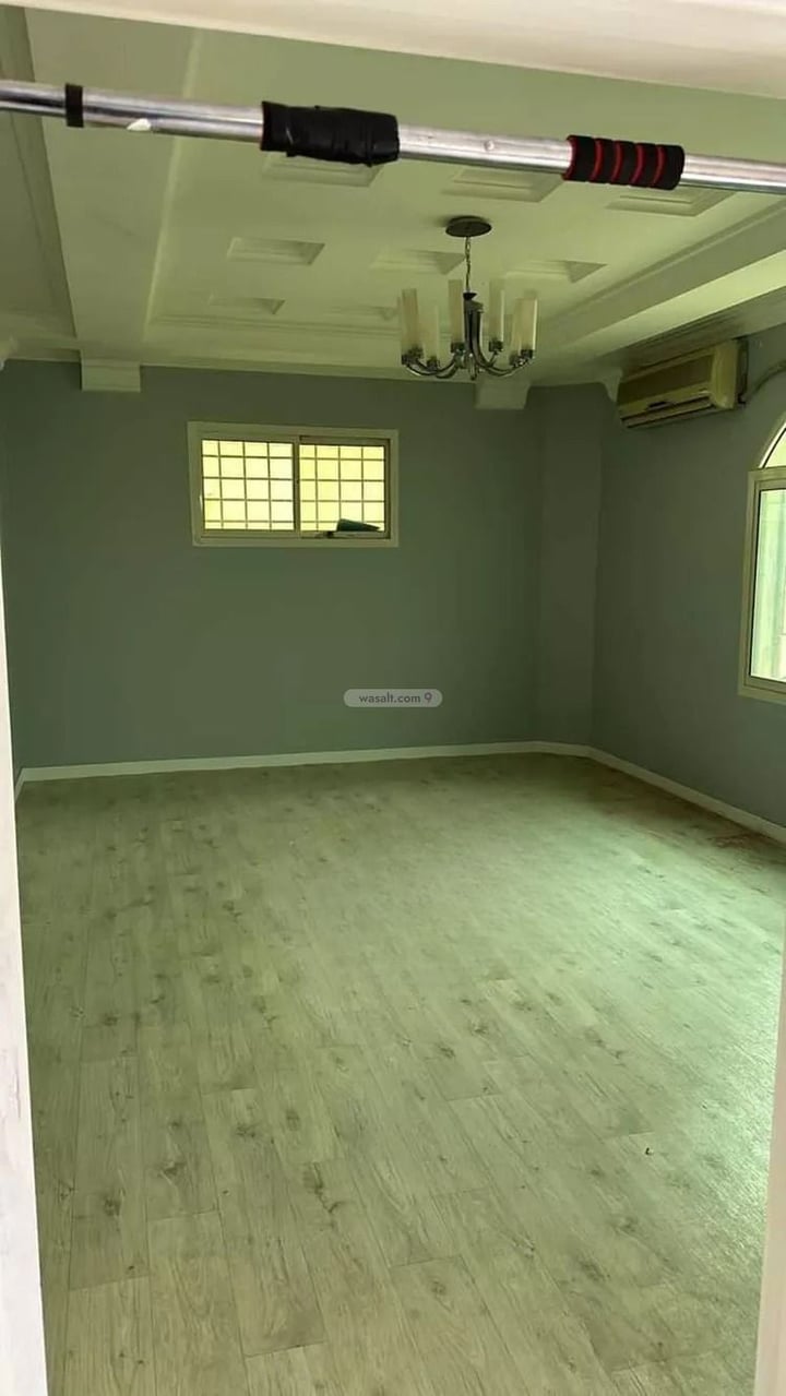 Floor 200 SQM with 5 Bedrooms Al Iskan, Buraidah