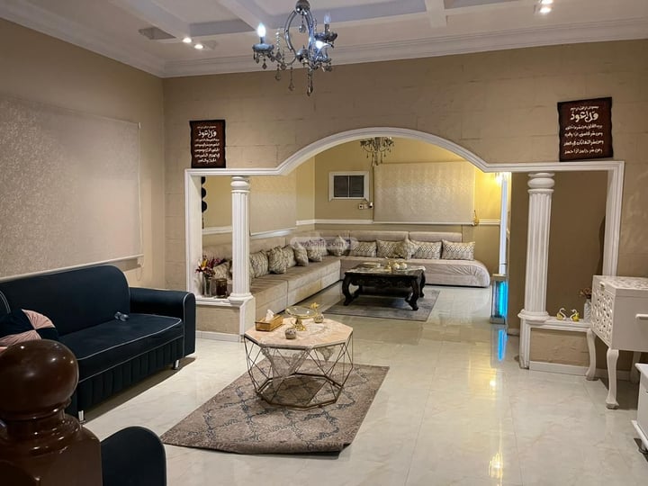Villa 350 SQM Facing South West on 25m Width Street Al Rawdah, East Riyadh, Riyadh