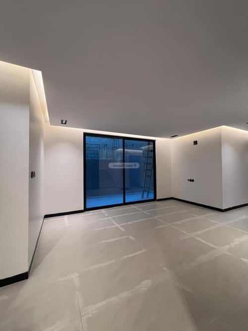 Floor 437.5 SQM with 5 Bedrooms Qurtubah, East Riyadh, Riyadh