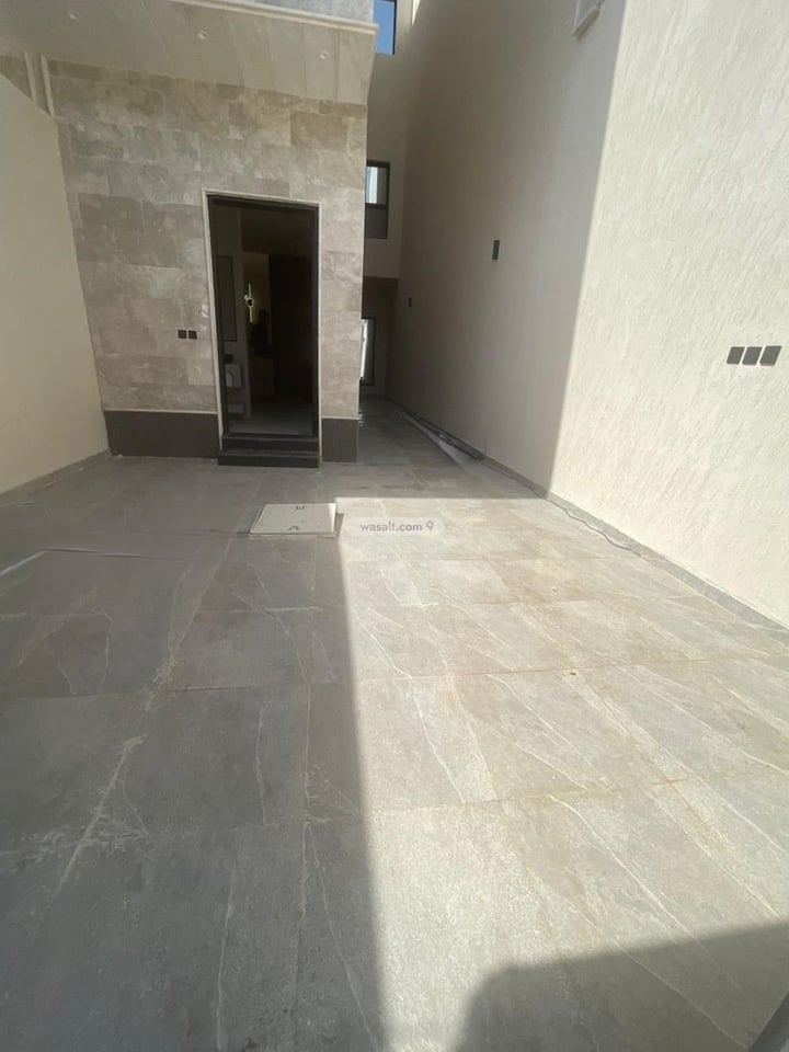 Floor 176.33 SQM with 6 Bedrooms Tuwaiq, West Riyadh, Riyadh