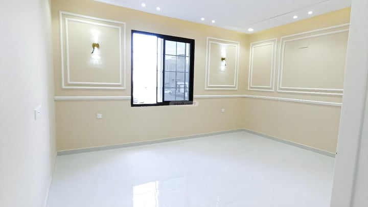Floor 216 SQM with 6 Bedrooms Shubat Al Shaykh, Khamis Mushayt