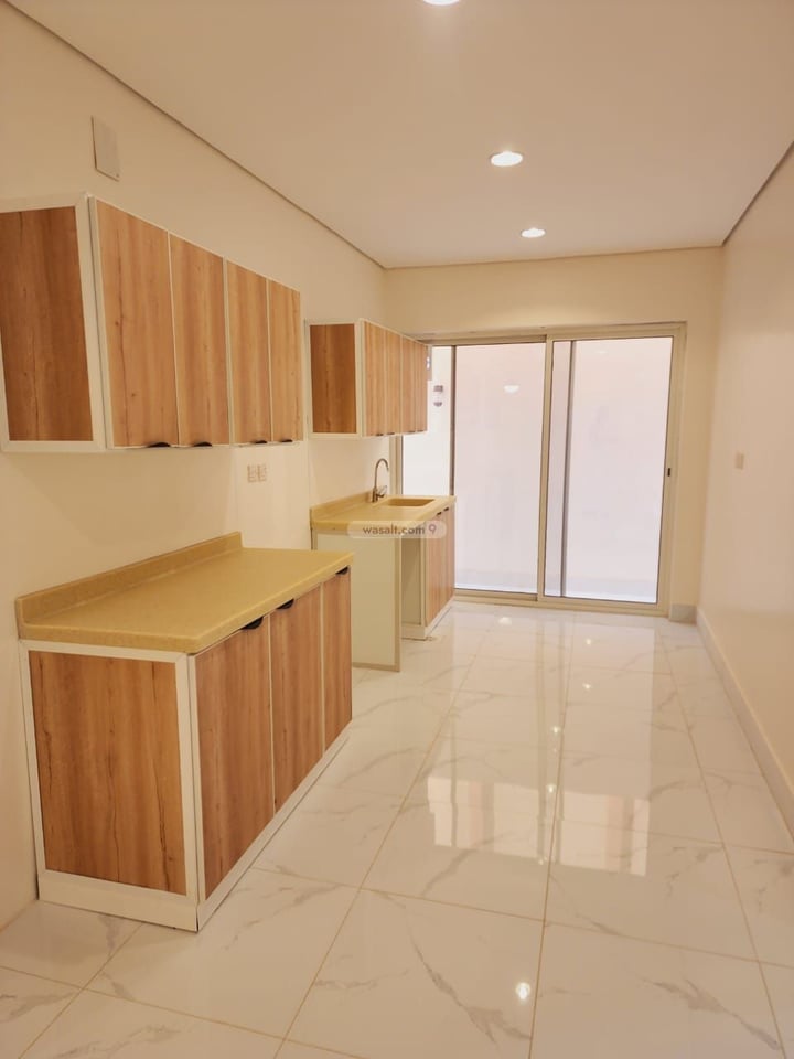 Apartment 750 SQM with 3 Bedrooms Al Rawabi, East Riyadh, Riyadh