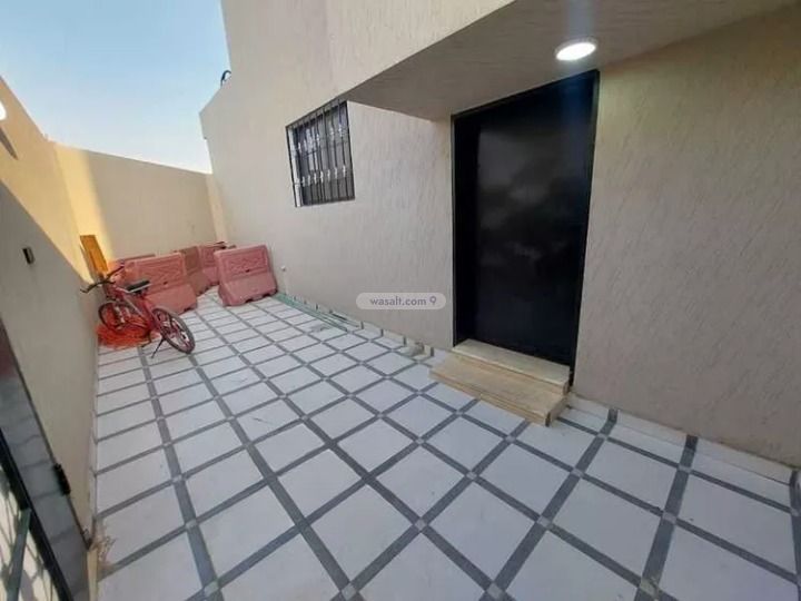 Floor 325 SQM with 6 Bedrooms Al Dar Al Baida, South Riyadh, Riyadh