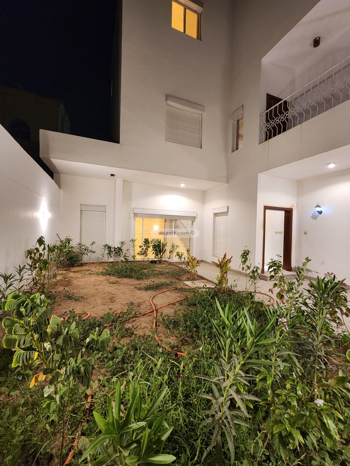 Villa 375 SQM Facing West on 25m Width Street Abhur Al Janubiyah, North Jeddah, Jeddah