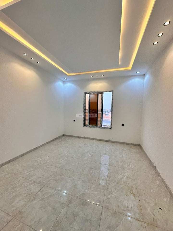 Floor 255 SQM with 5 Bedrooms Ohod, South Riyadh, Riyadh
