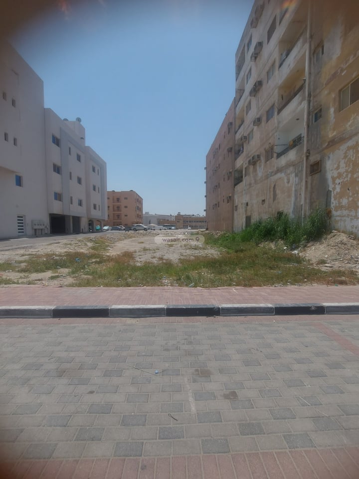 Land 301.9 SQM Facing West on 7m Width Street Al Adamah, Dammam