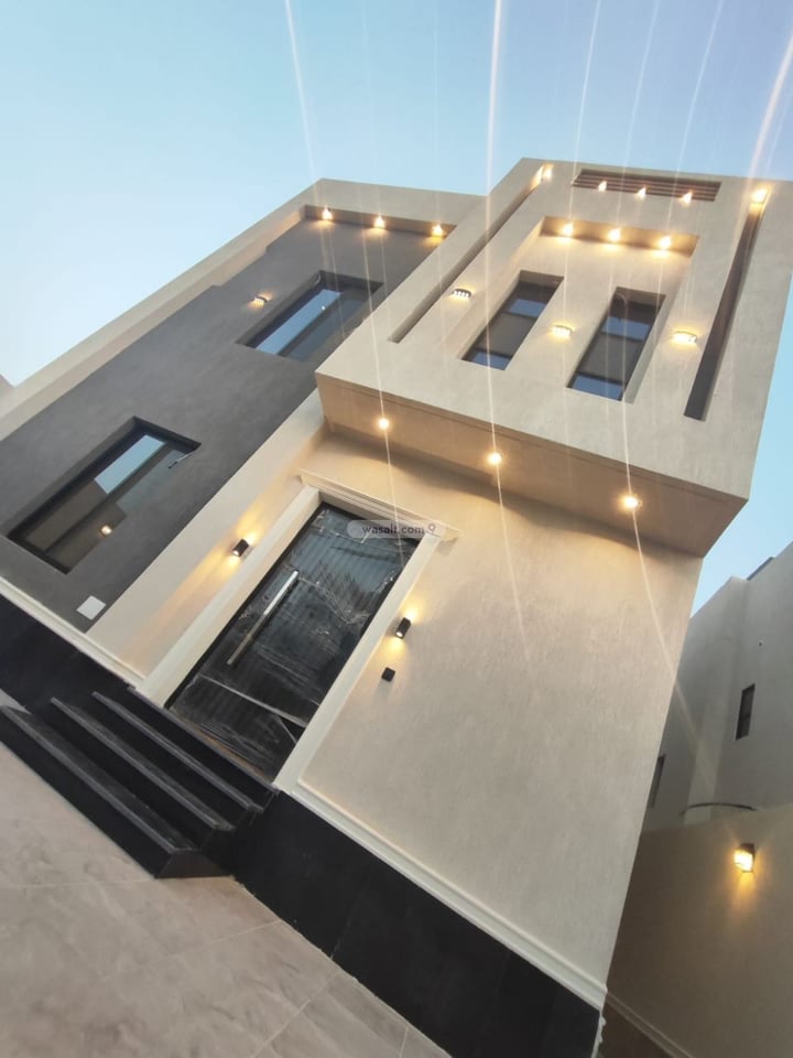 Villa 300 SQM Facing North on 15m Width Street Ar Rahmanyah, East Jeddah, Jeddah