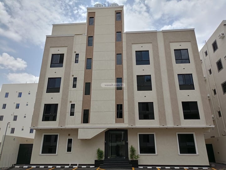 Floor 297.18 SQM with 6 Bedrooms Al Qumariyyah, At Taif