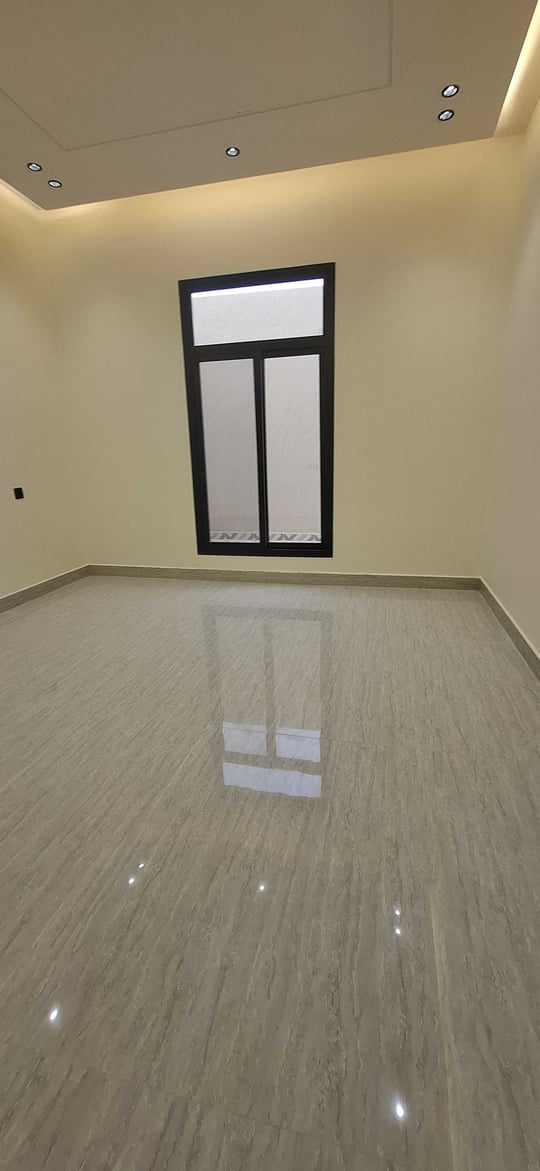 Floor 227.06 SQM with 6 Bedrooms Al Aziziyah, South Riyadh, Riyadh