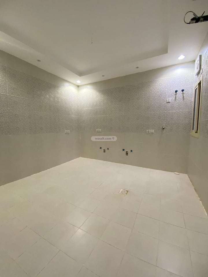 Floor 310 SQM with 5 Bedrooms Al Wafa, East Jeddah, Jeddah