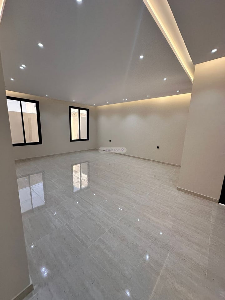 Villa 345.48 SQM Facing West on 15m Width Street As Sail Al Kabeer, At Taif