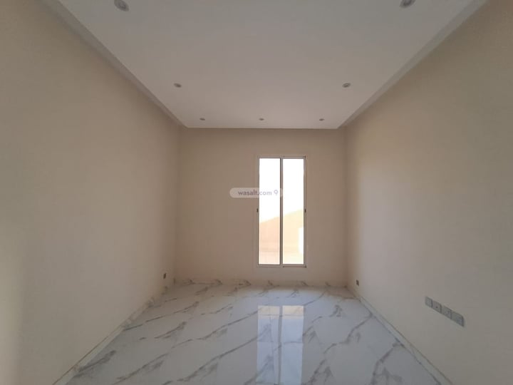 Villa 270 SQM with 1 Apartment Facing North Al Awaly, West Riyadh, Riyadh