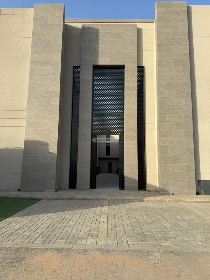 فيلا 188.38 متر مربع غربية على شارع 30م القادسية، شرق الرياض، الرياض