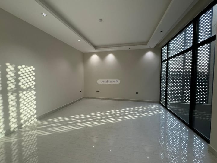 فيلا 188.38 متر مربع غربية على شارع 30م القادسية، شرق الرياض، الرياض