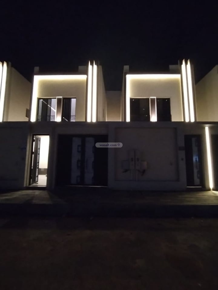 Villa 320 SQM Facing North on 15m Width Street Al Gharra, Madinah