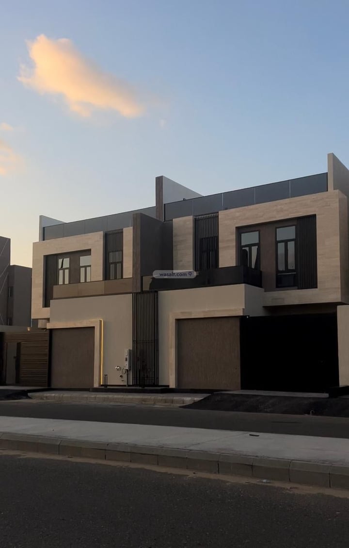 Villa 424.54 SQM Facing South on 25m Width Street Harat Al Bab Al Jadid, Makkah