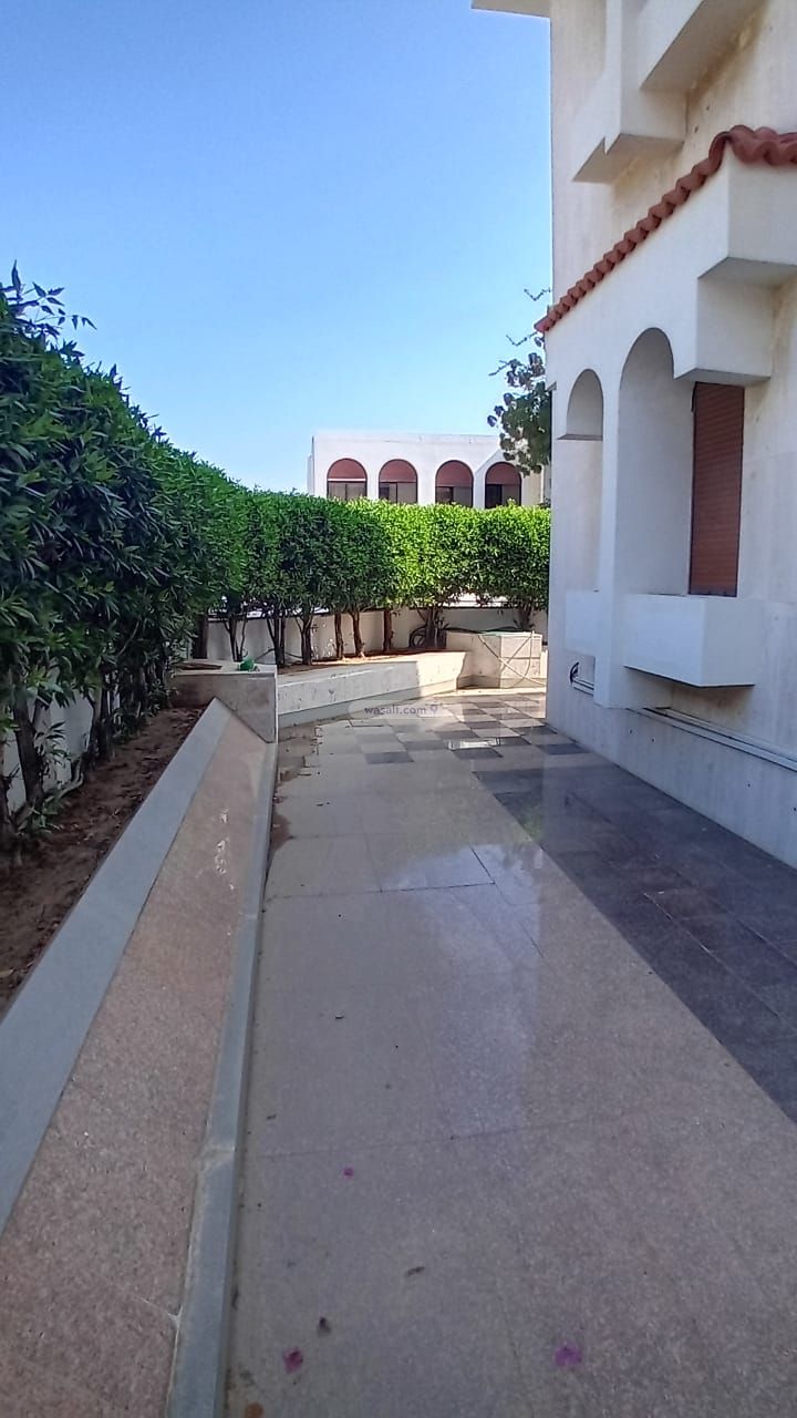 Villa 1000.2 SQM Facing North East on 15m Width Street Al Hamra, North Jeddah, Jeddah