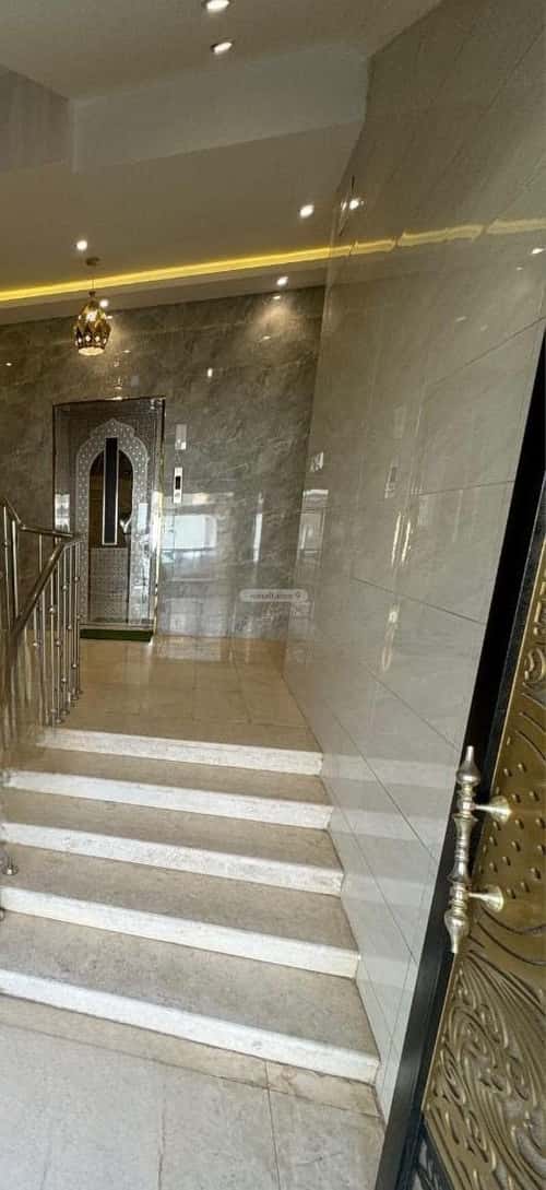 شقة 233.29 متر مربع ب 5 غرف القراحين، الطائف