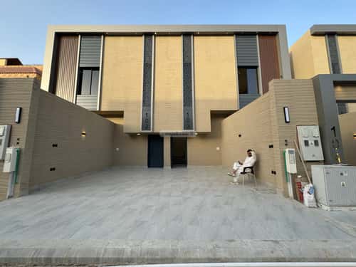 Floor 350 SQM with 5 Bedrooms Al Munisiyah, East Riyadh, Riyadh