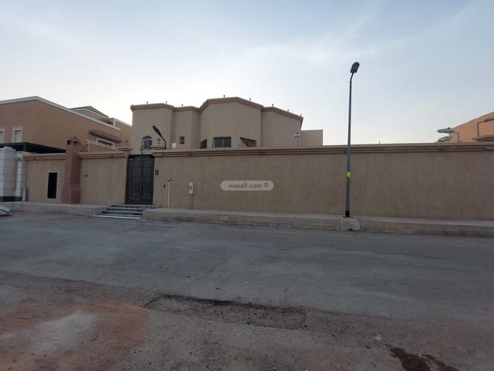 Villa 750 SQM Facing North East on 12m Width Street Irqah, West Riyadh, Riyadh