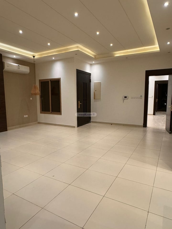 Floor 399.9 SQM with 6 Bedrooms Al Malqa, North Riyadh, Riyadh
