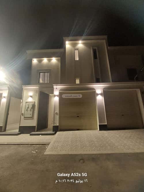 Floor 179.97 SQM with 5 Bedrooms Badr, South Riyadh, Riyadh