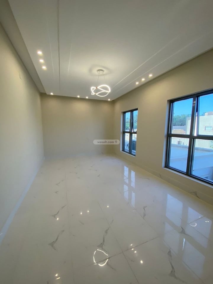 Apartment 306.44 SQM with 6 Bedrooms Khub Ath Thanyan, Buraidah