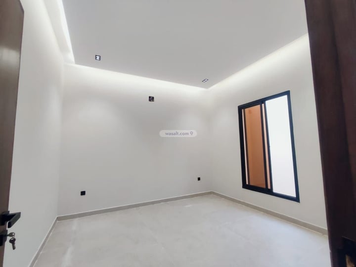 Floor 256.52 SQM with 5 Bedrooms Al Awaly, West Riyadh, Riyadh