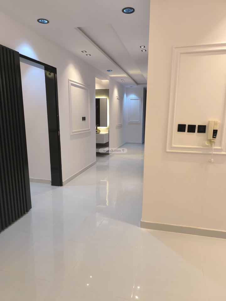 Floor 404.16 SQM with 3 Bedrooms Al Rimal, East Riyadh, Riyadh
