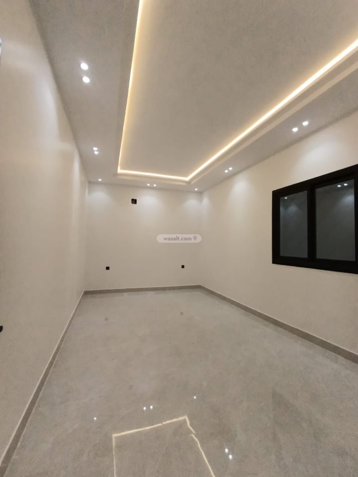 Floor 227.07 SQM with 6 Bedrooms Al Aziziyah, South Riyadh, Riyadh