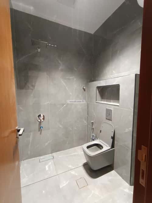 Floor 241.88 SQM with 4 Bedrooms Al Rimal, East Riyadh, Riyadh