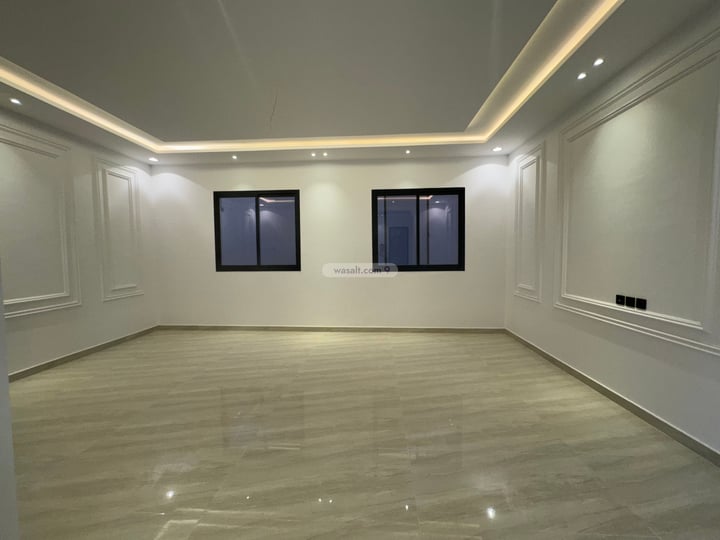 Villa 375 SQM with 2 Apartments Facing South Al Qadisiyah, East Riyadh, Riyadh