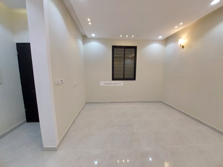 Apartment 228.23 SQM with 6 Bedrooms Al Sharaf, Khamis Mushayt