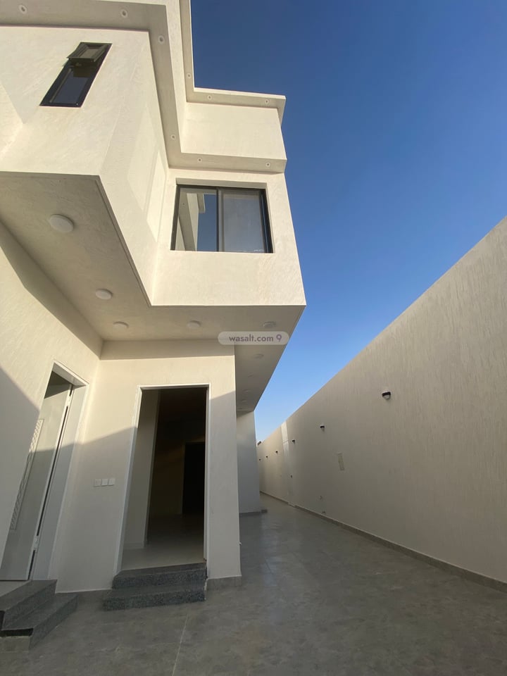 Villa 385 SQM Facing North on 15m Width Street Al Yarmuk, East Riyadh, Riyadh