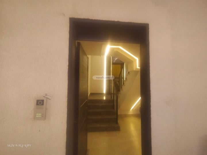 Floor 200.74 SQM with 5 Bedrooms Qurtubah, East Riyadh, Riyadh