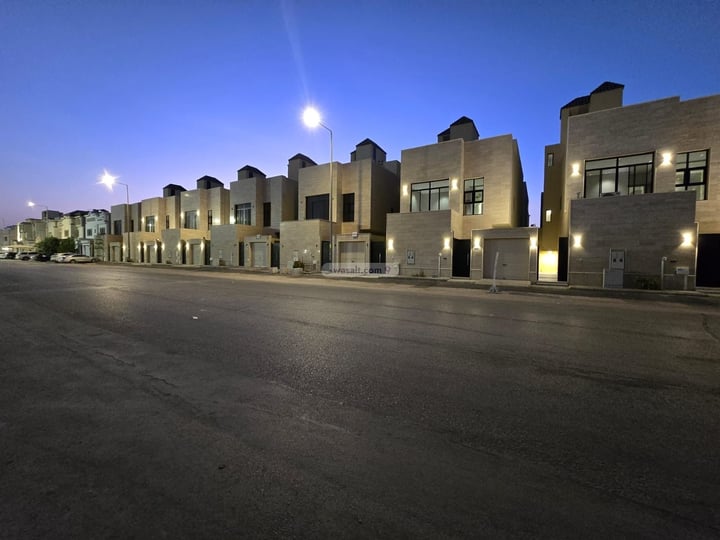 Villa 300 SQM Facing North with 6 Bedrooms Al Rimal, East Riyadh, Riyadh