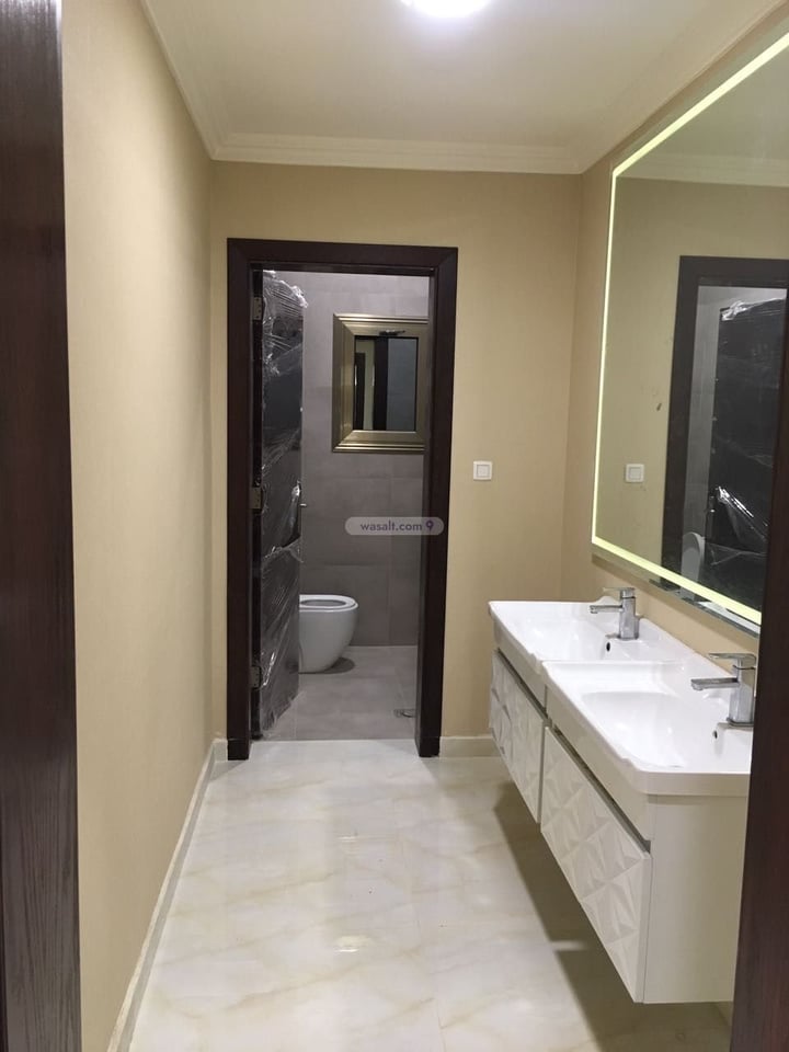 Apartment 220 SQM with 4 Bedrooms Al Hamra, Al Khobar