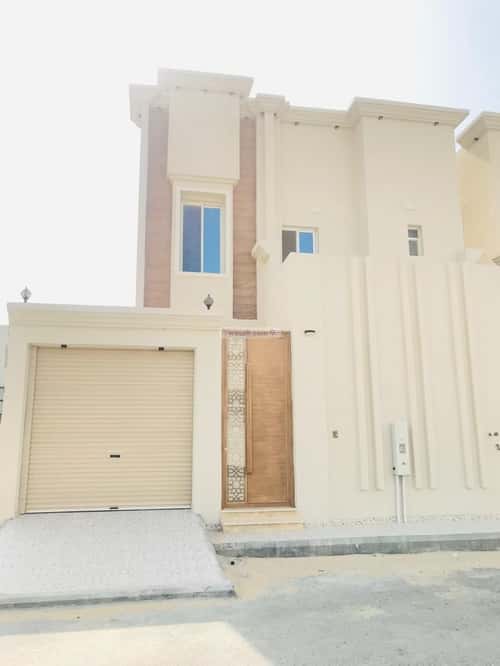 Villa 321 SQM Facing North East on 15m Width Street As Sawari, Al Khobar