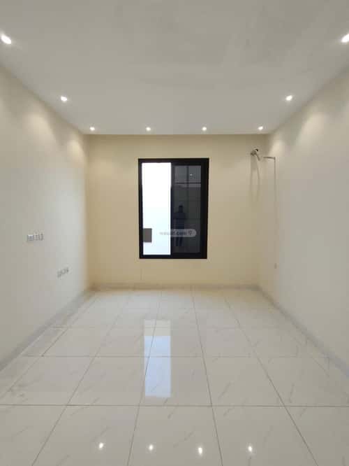 Villa 310 SQM with 2 Apartments Facing South Al Wafa, East Jeddah, Jeddah
