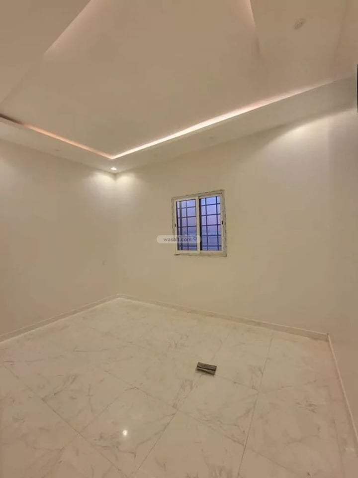 Floor 350 SQM with 5 Bedrooms Al Dar Al Baida, South Riyadh, Riyadh