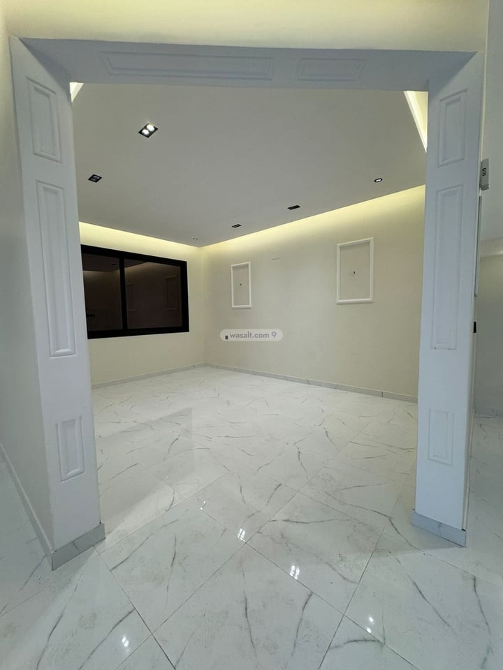 Villa 332.62 SQM Facing West on 15m Width Street Al Sharaf, Khamis Mushayt